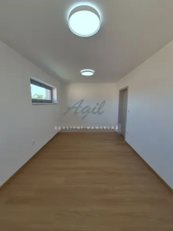 Pronájem rodinného domu, Šlapanice, 47 m2