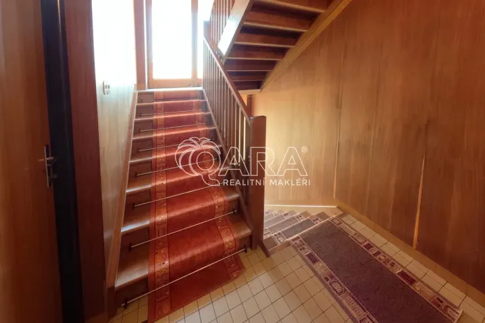 Prodej rodinného domu, Bzová, 165 m2
