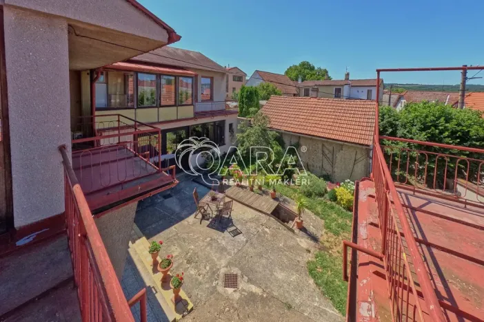 Prodej rodinného domu, Bzová, 165 m2