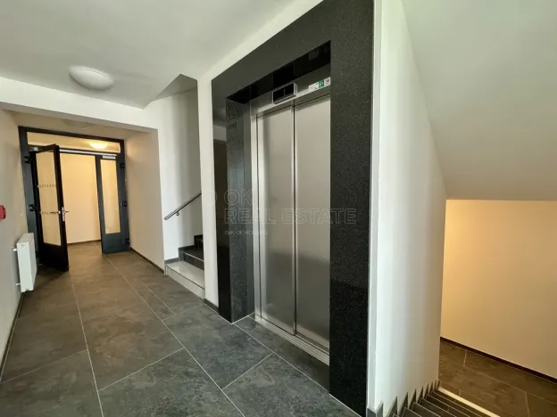 Pronájem bytu 2+kk, Olomouc, Třída Jiřího Pelikána, 45 m2