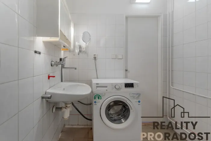 Prodej bytu 1+kk, Znojmo, U Lesíka, 33 m2