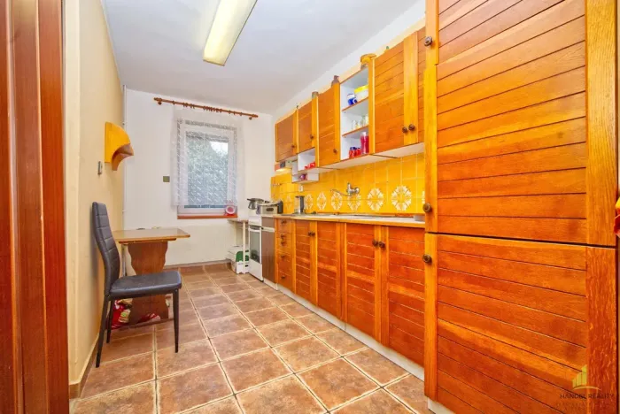 Prodej rodinného domu, Perná, 250 m2