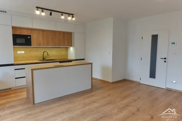 Pronájem bytu 1+kk, Jihlava, Kainarova, 42 m2