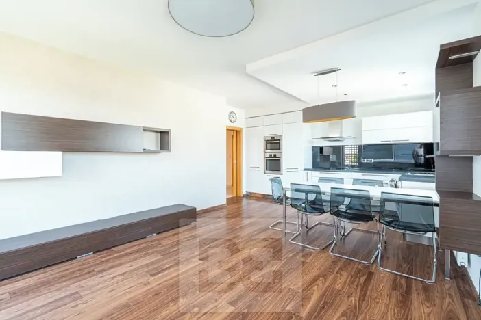 Pronájem bytu 3+kk, Praha - Velká Chuchle, 70 m2