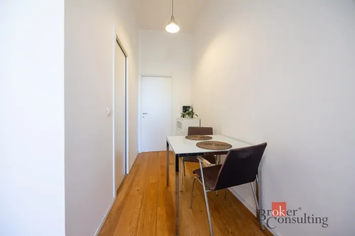 Pronájem bytu 2+kk, Praha - Smíchov, Preslova, 43 m2