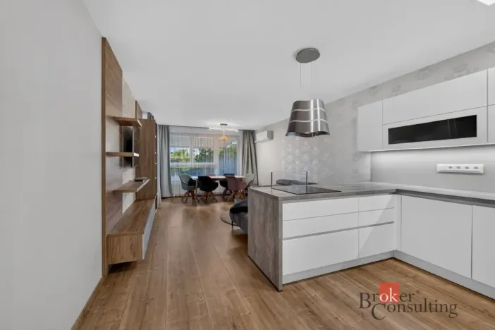 Pronájem bytu 2+kk, Praha - Modřany, Rorýsová, 66 m2