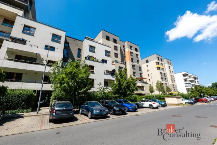 Pronájem bytu 2+kk, Praha - Modřany, Rorýsová, 66 m2