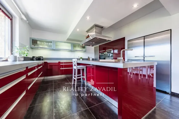 Prodej rodinného domu, Ráby, 475 m2