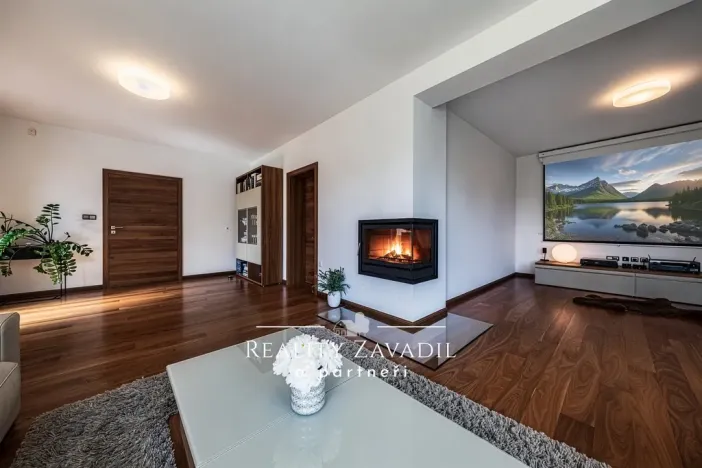 Prodej rodinného domu, Ráby, 475 m2