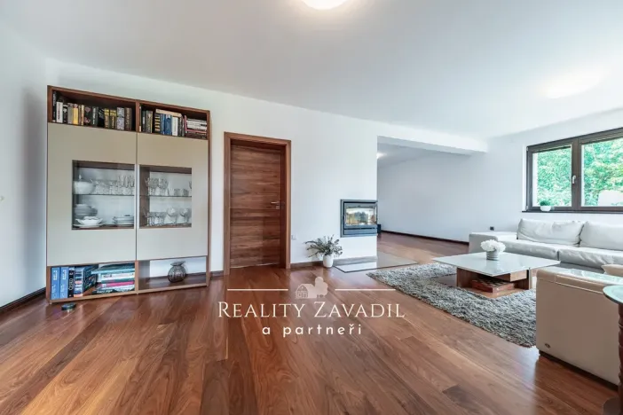 Prodej rodinného domu, Ráby, 475 m2