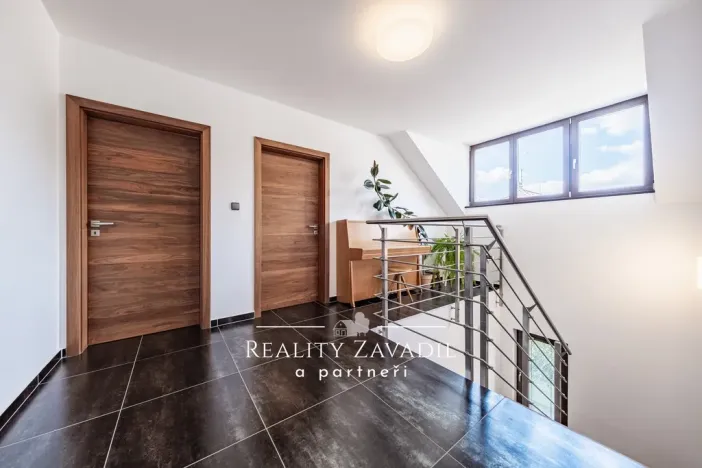 Prodej rodinného domu, Ráby, 475 m2