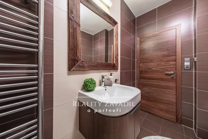 Prodej rodinného domu, Ráby, 475 m2