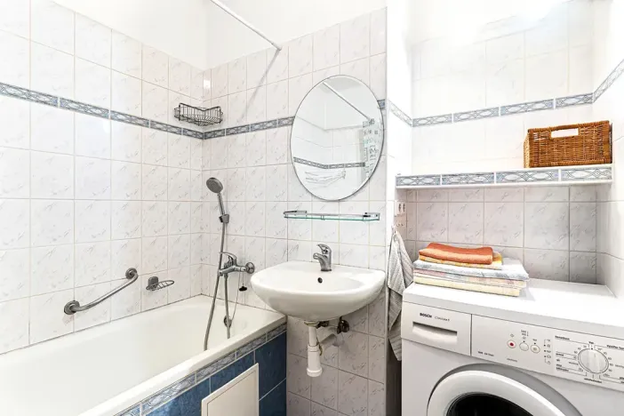 Prodej bytu 2+1, Tábor, Husinecká, 66 m2