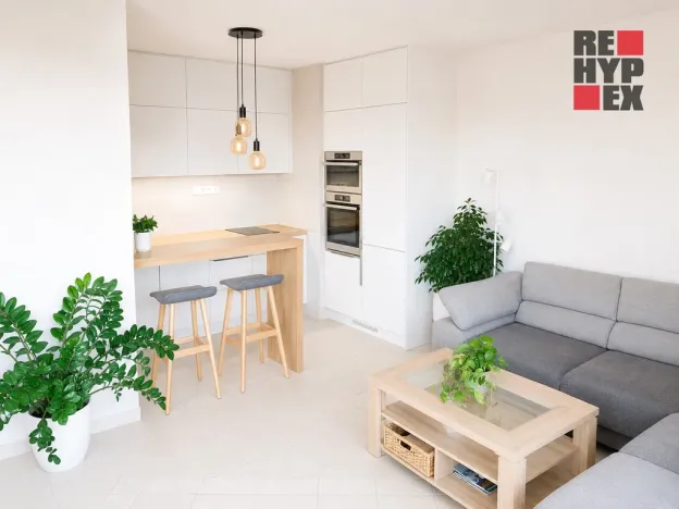 Pronájem bytu 2+kk, Praha - Hostivař, Švehlova, 55 m2
