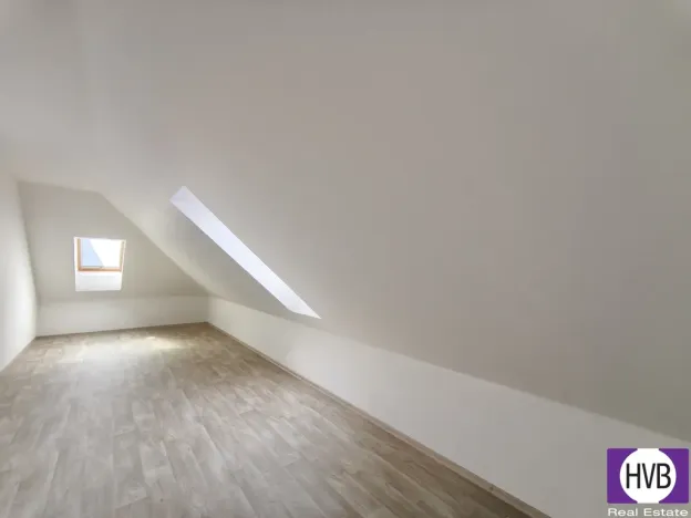 Prodej bytu 3+1, Chlum u Třeboně, Sídliště F. Hrubína, 106 m2