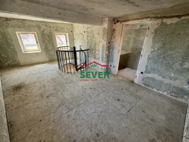 Prodej rodinného domu, Žatec, náměstí Kruhové, 497 m2