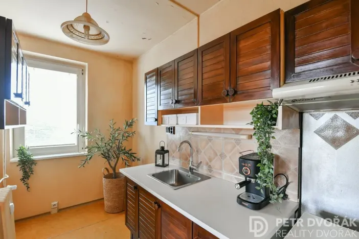 Prodej bytu 3+1, Praha - Modřany, Vazovova, 62 m2
