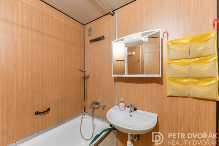 Prodej bytu 3+1, Praha - Modřany, Vazovova, 62 m2