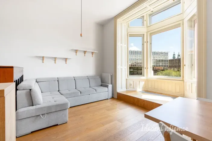 Pronájem bytu 3+kk, Praha - Nové Město, Na Moráni, 94 m2