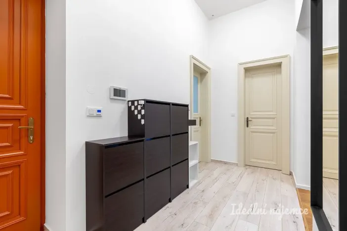Pronájem bytu 3+kk, Praha - Nové Město, Na Moráni, 94 m2