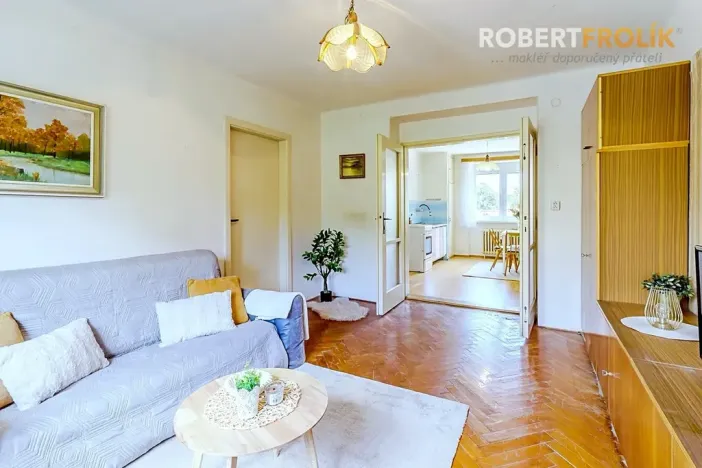 Prodej bytu 2+1, Praha - Bubeneč, Ve struhách, 48 m2