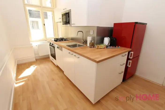 Pronájem bytu 2+1, Praha - Žižkov, Husitská, 63 m2