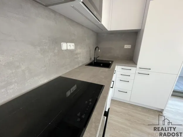 Pronájem bytu 2+kk, Břeclav, Břetislavova, 36 m2
