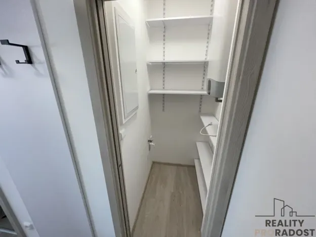 Pronájem bytu 2+kk, Břeclav, Břetislavova, 36 m2