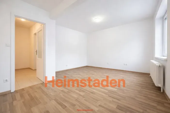 Pronájem bytu 1+kk, Karviná - Nové Město, Urxova, 31 m2
