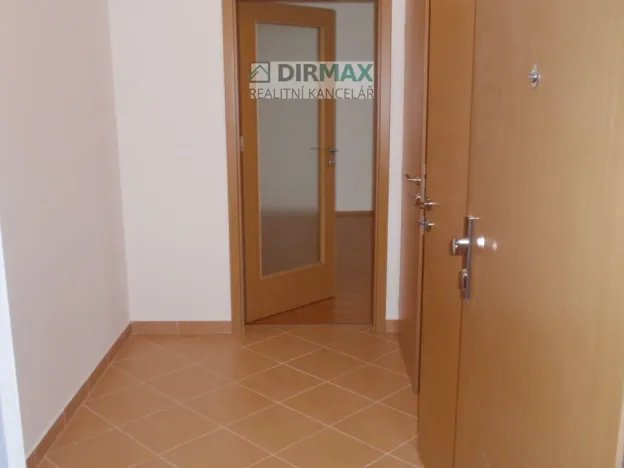 Pronájem bytu 1+kk, Plzeň - Severní Předměstí, Valtická, 43 m2