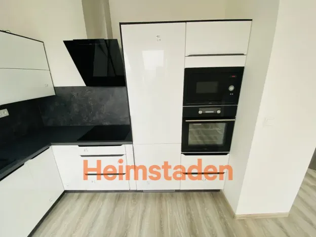 Pronájem bytu 2+kk, Ostrava - Poruba, Havlíčkovo náměstí, 68 m2