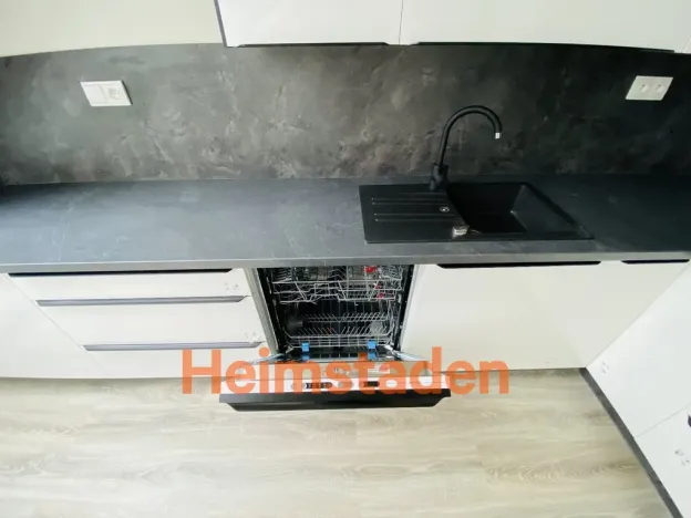 Pronájem bytu 2+kk, Ostrava - Poruba, Havlíčkovo náměstí, 68 m2