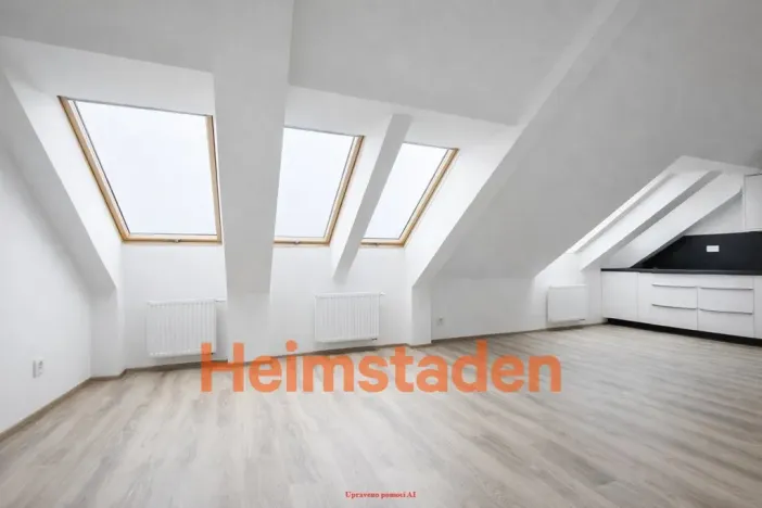 Pronájem bytu 2+kk, Ostrava - Poruba, Havlíčkovo náměstí, 68 m2