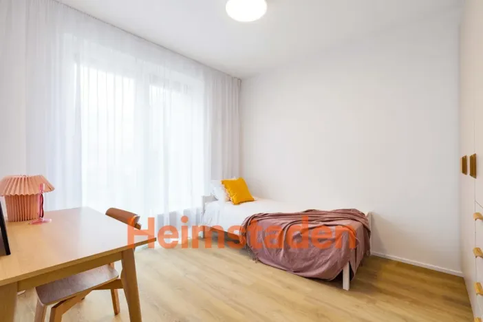 Pronájem bytu 3+1, Praha - Holešovice, Vrbenského, 62 m2