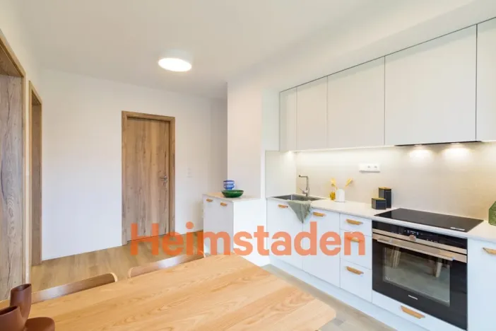 Pronájem bytu 3+1, Praha - Holešovice, Vrbenského, 62 m2
