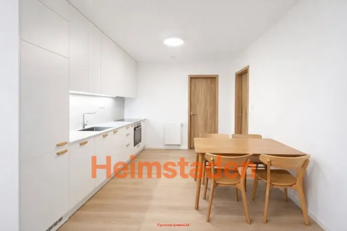 Pronájem bytu 2+1, Praha - Holešovice, Vrbenského, 53 m2