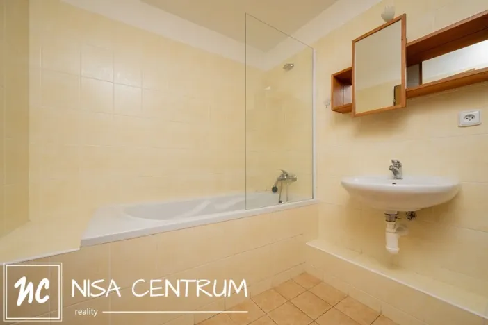 Pronájem bytu 2+kk, Vrchlabí, Jihoslovanská, 44 m2