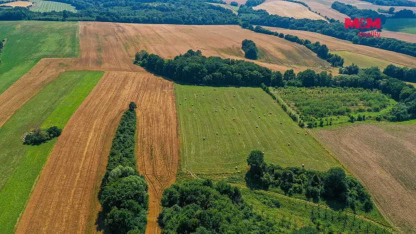 Prodej komerčního pozemku, Polom, 27304 m2