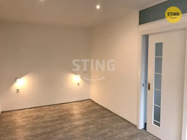 Pronájem bytu 2+kk, Pardubice, Sladkovského, 70 m2