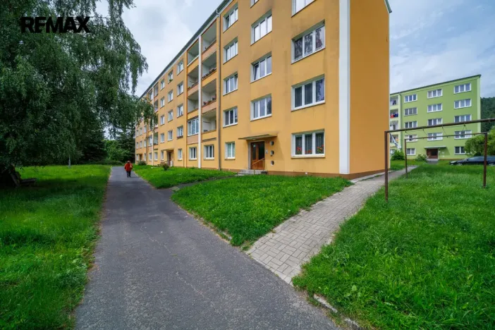 Prodej bytu 3+1, Hroznětín, Sídliště, 73 m2