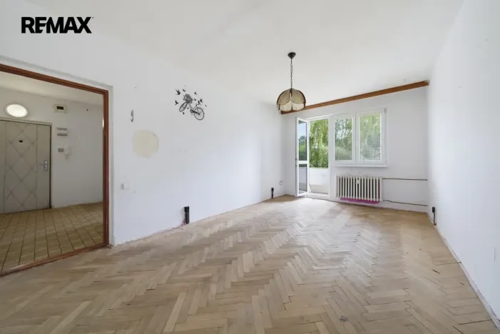 Prodej bytu 3+1, Hroznětín, Sídliště, 73 m2