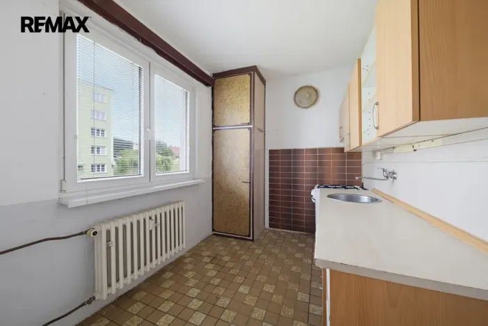 Prodej bytu 3+1, Hroznětín, Sídliště, 73 m2