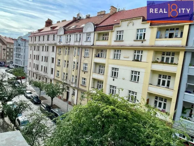 Prodej bytu 2+kk, Praha, Jaselská, 59 m2