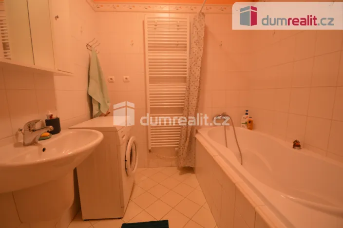 Pronájem bytu 2+kk, Praha - Jinonice, Hlubocká, 64 m2