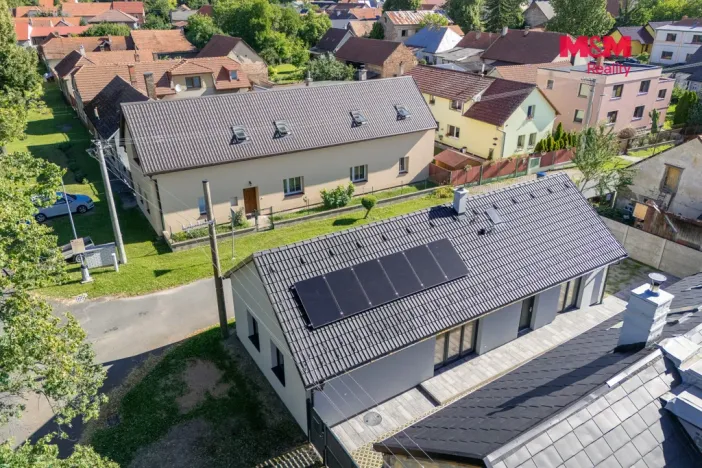 Prodej rodinného domu, Křinec, Zelené náměstí, 83 m2