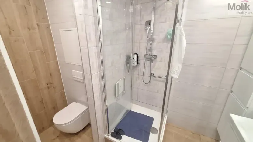 Prodej bytu 4+1, Teplice - Trnovany, Přítkovská, 85 m2