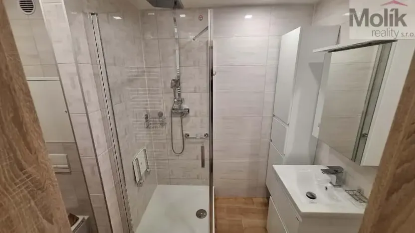 Prodej bytu 4+1, Teplice - Trnovany, Přítkovská, 85 m2
