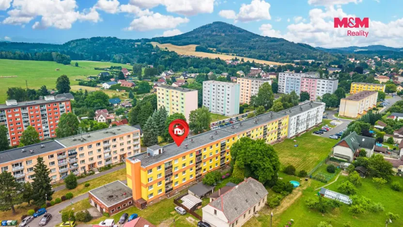 Prodej bytu 3+1, Cvikov - Cvikov II, Sídliště, 67 m2