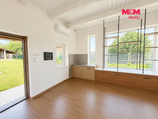 Pronájem obchodního prostoru, Mukařov, Kutnohorská, 38 m2