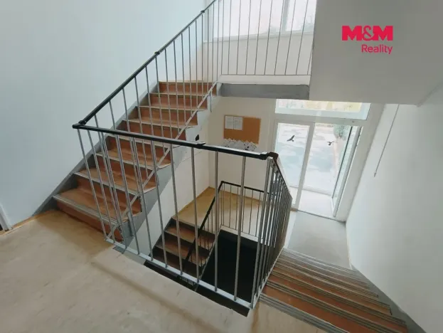 Pronájem bytu 1+1, Janov, 37 m2